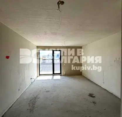 Снимка 2 — Двустаен апартамент с южно изложение в Красно село, София