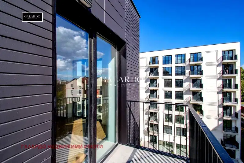 3-bedroom apartment in Sofiya, Krasno Selo