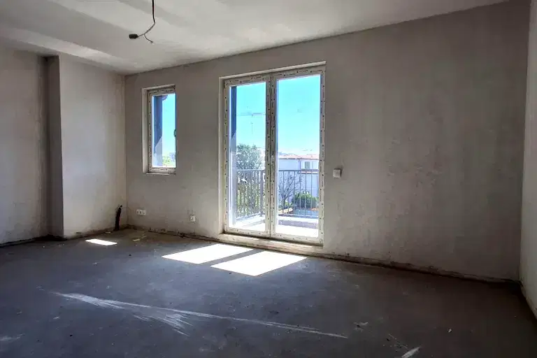 Мезонет с 3 спални в Кръстова вада с две тераси