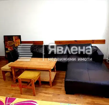 Снимка 4 — Двустаен апартамент с две тераси в Лозенец, София