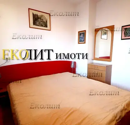 Снимка 4 — Луксозен 2-стаен апартамент с тераса в Лозенец, София