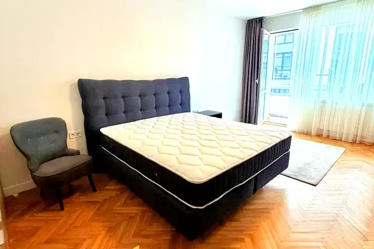 3-bedroom apartment in Sofiya, Lozenec