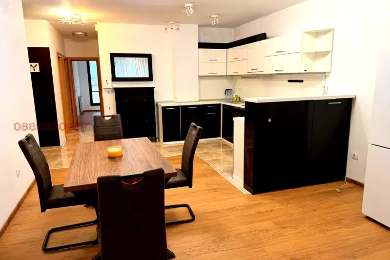 3-bedroom apartment in Sofiya, Lozenec