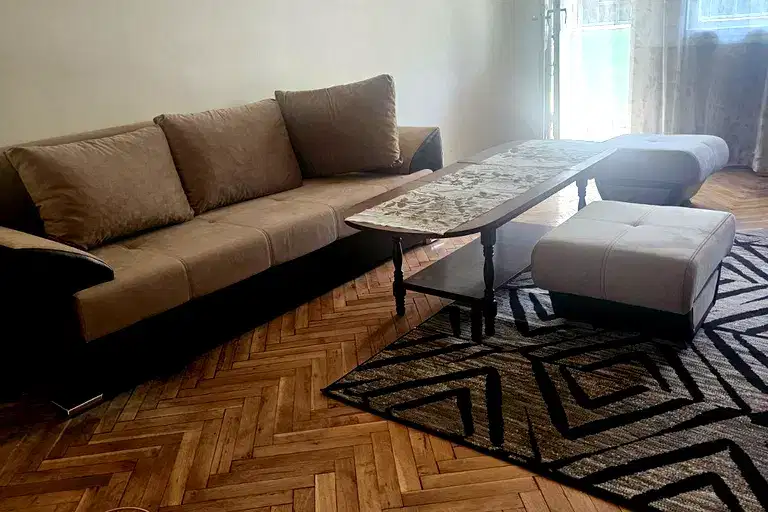 3-bedroom apartment in Sofiya, Lozenec