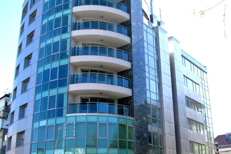 4-bedroom apartment in Sofiya, Lozenec