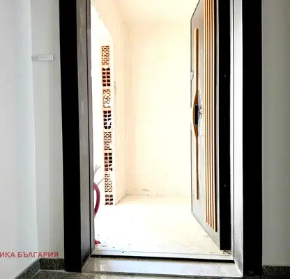 Photo 2 — 2-bedroom apartment in Sofiya, Lyulin 2