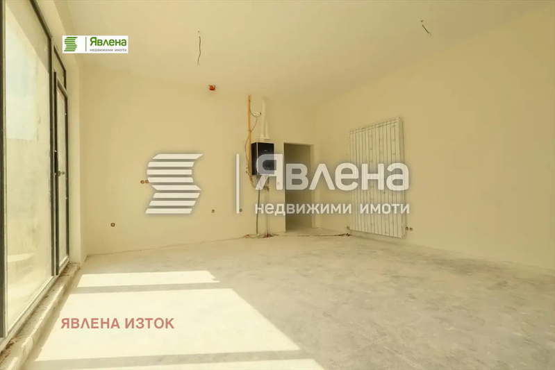 Двустаен апартамент с двор в м-т Камбаните, София