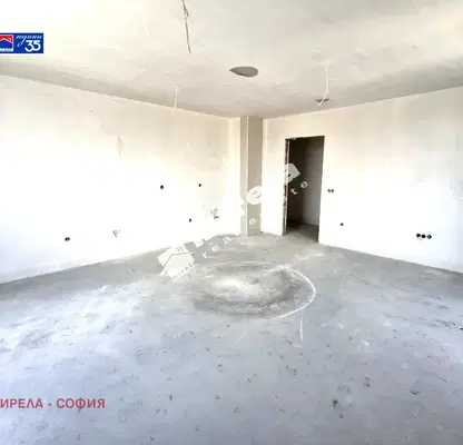 Снимка 2 — Тристаен апартамент с две тераси в Малинова долина, София