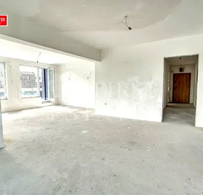 Снимка 4 — Просторен 4-стаен апартамент в Манастирски ливади с тераса
