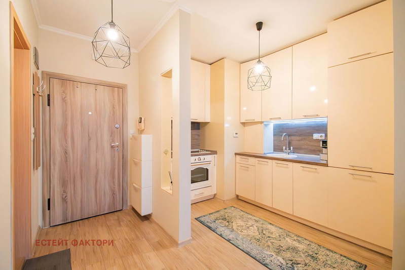 Two-room apartment in Manastirski Livadi with terrace in gated complex