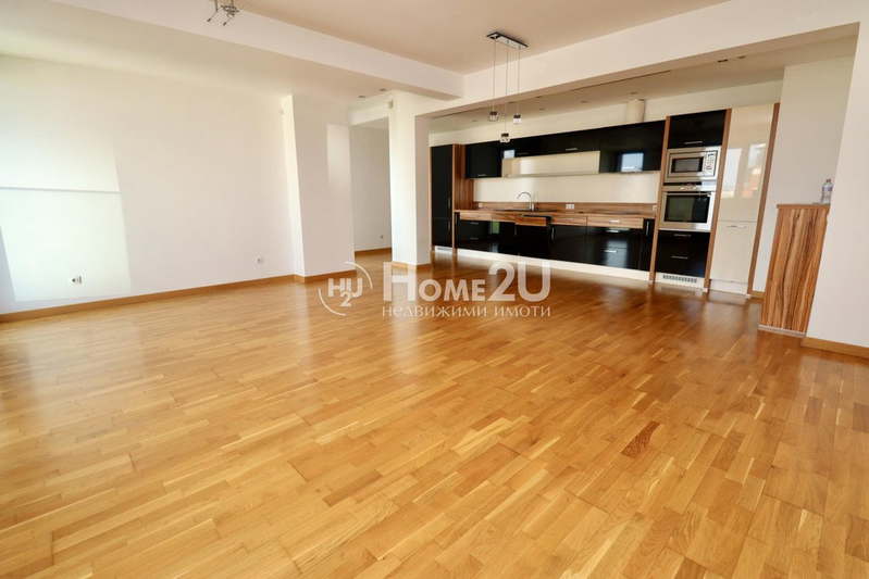 3-bedroom apartment in Sofiya, Manastirski Livadi