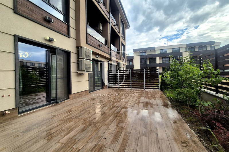3-bedroom apartment in Sofiya, Manastirski Livadi