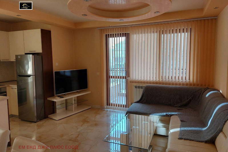 3-bedroom apartment in Sofiya, Manastirski Livadi