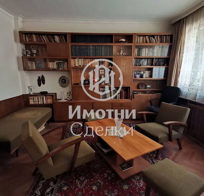 Снимка 3 — Тристаен апартамент с тераса в Медицинска академия, София