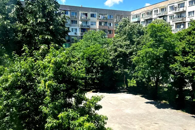 3-bedroom apartment in Sofiya, Mladost 2
