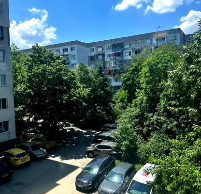 Снимка 2 — 3-стаен апартамент в Младост 2 с възможност за преустройство
