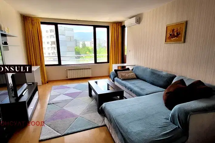 3-bedroom apartment in Sofiya, Mladost 3