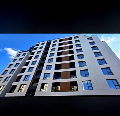 Снимка 2 — Тристаен апартамент в Младост 4 с паркомясто и асансьор