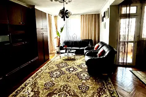 3-bedroom apartment in Sofiya, Mladost 4