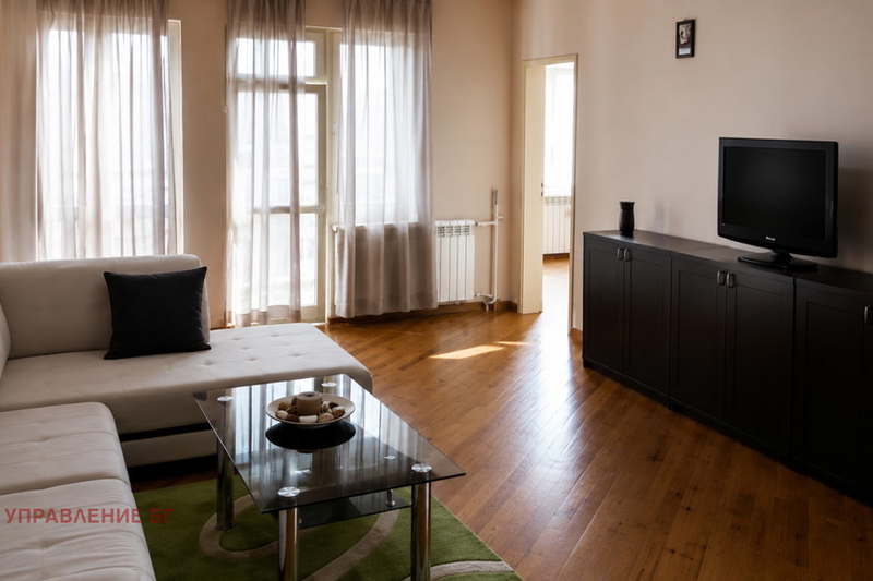 3-bedroom apartment in Sofiya, Mladost 4