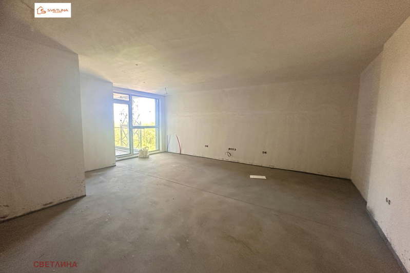 3-bedroom apartment in Sofiya, Mladost 4