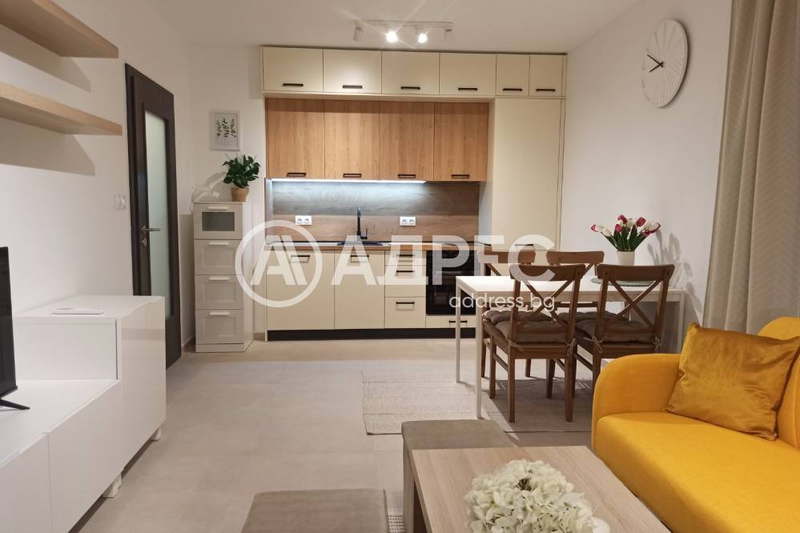 2-bedroom apartment in Sofiya, Mladost 4