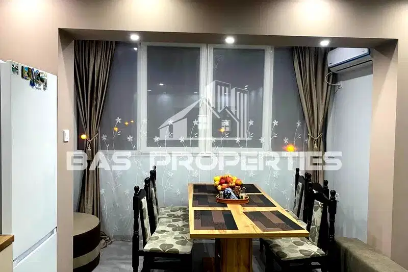 Просторен 3-стаен апартамент в Модерно предградие с две тераси