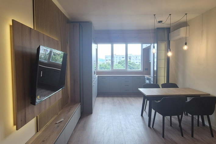 3-bedroom apartment in Sofiya, Nadejda 2