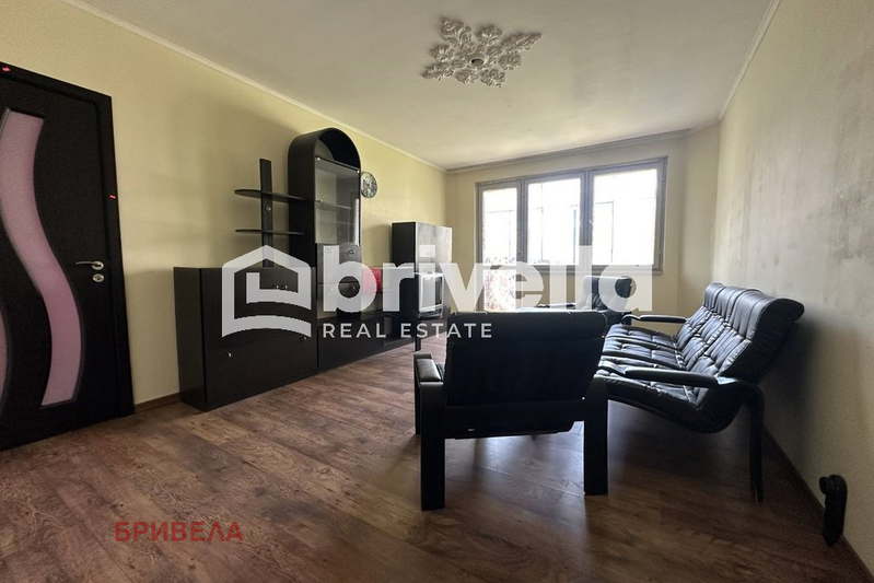 3-bedroom apartment in Sofiya, Nadejda 3