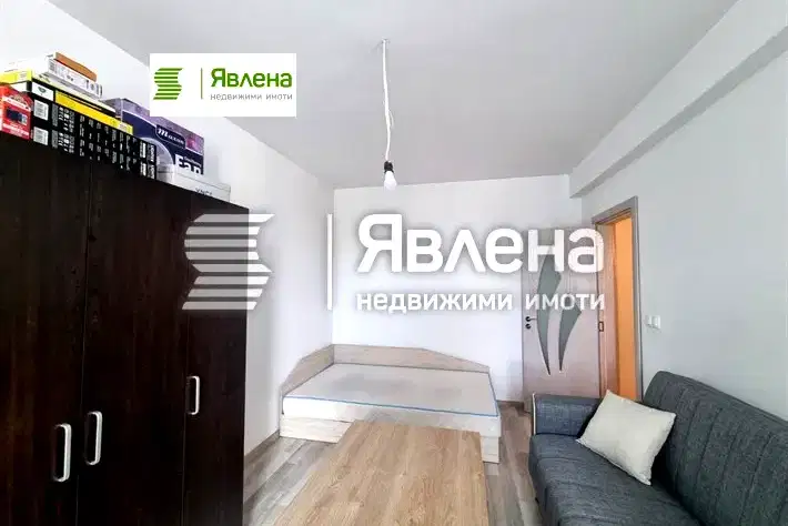One-room apartment in Obelya 1 with terrace and convenient access