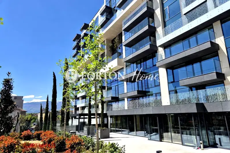 3-bedroom apartment in Sofiya, Oborishte