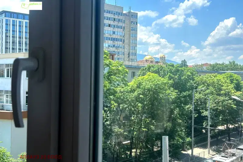 Двустаен апартамент в Оборище с балкон на бул. Дондуков