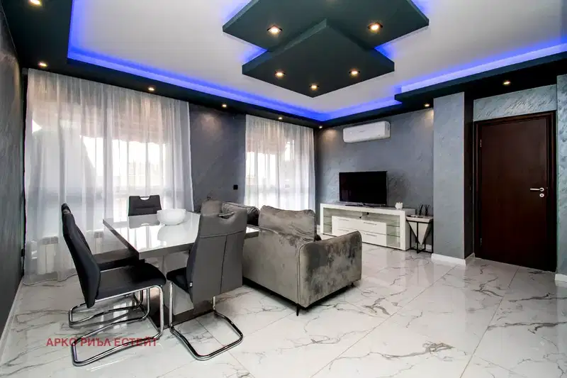 3-bedroom apartment in Sofiya, Oborishte