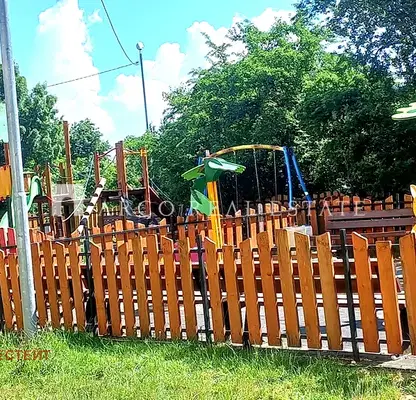 Снимка 3 — Тристаен апартамент с тераса в Орландовци, София