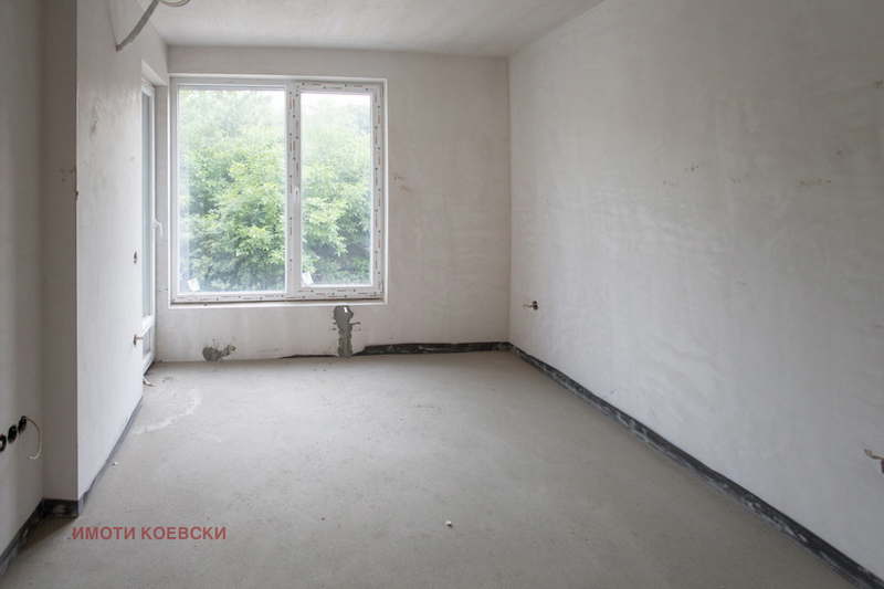 Three-room apartment in Ovcha kupel 1 with terrace and elevator