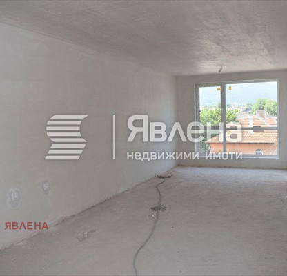 Снимка 3 — Тристаен апартамент с югозападно изложение в Овча купел