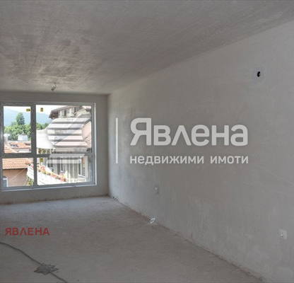 Снимка 4 — Тристаен апартамент с югозападно изложение в Овча купел