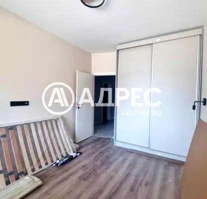 Снимка 2 — Тристаен апартамент в Овча купел 2 с две паркоместа