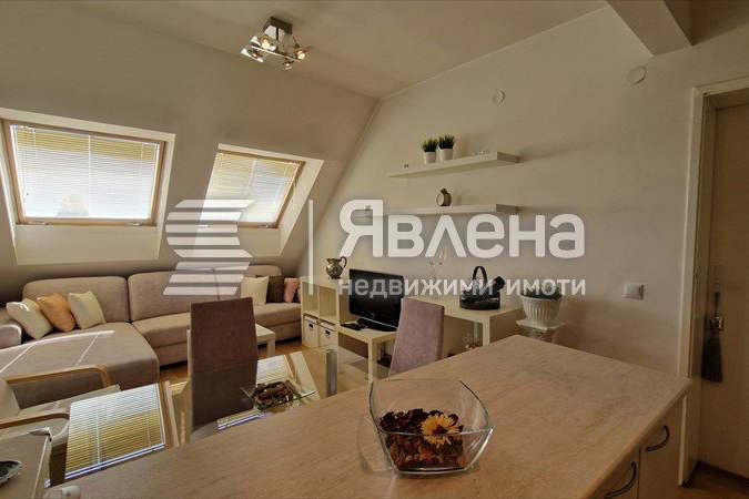 Тристаен апартамент в Овча купел 2 с балкон