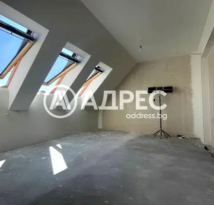 Снимка 2 — Многостаен апартамент 4 стаи в Овча купел 2 с асансьор