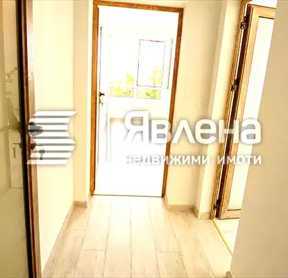 Снимка 3 — Двустаен апартамент с тераса в Овча купел, София