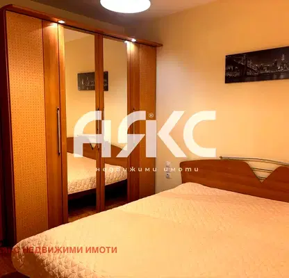Снимка 3 — Тристаен апартамент в София, Овча купел