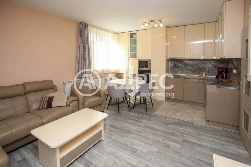 3-bedroom apartment in Sofiya, Pavlovo