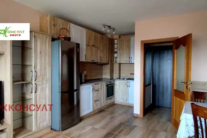 Двустаен апартамент с тераса в Разсадника, София