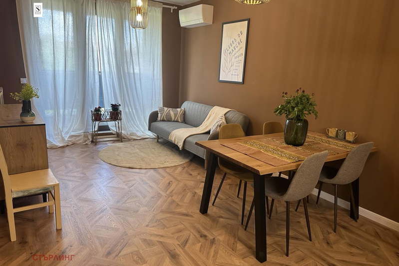 Двустаен апартамент с тераса в Разсадника, София
