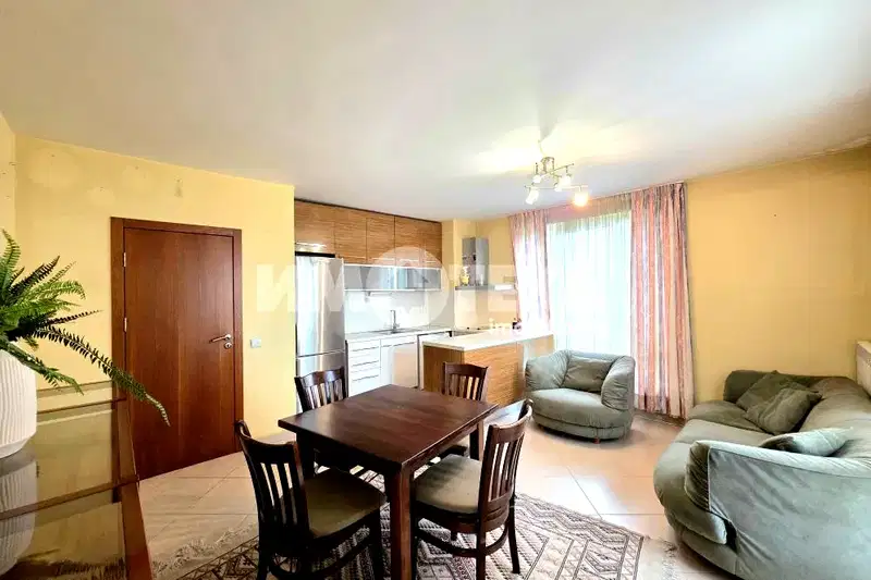 3-bedroom apartment in Sofiya, Reduta