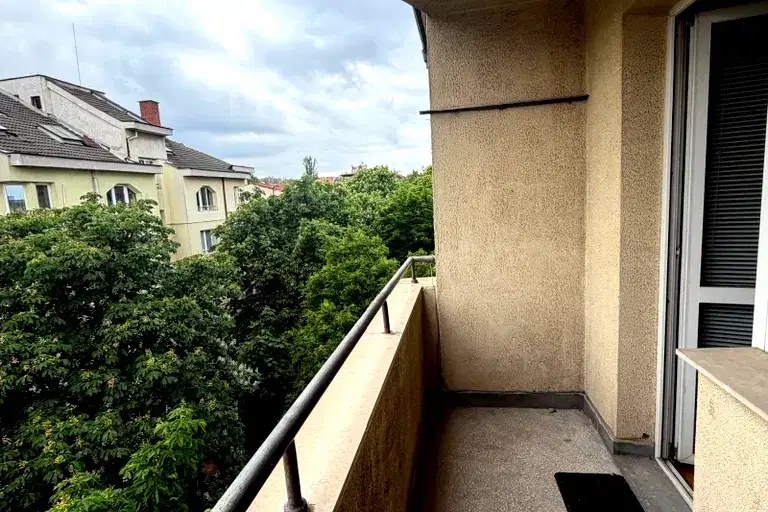 3-bedroom apartment in Sofiya, Reduta