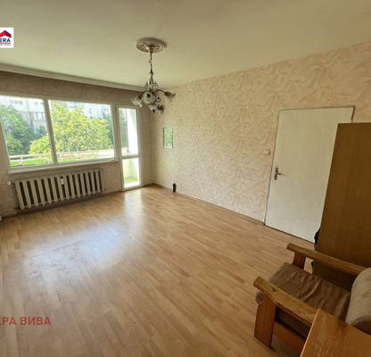 Снимка 3 — Тристаен апартамент с две тераси в Сердика, София