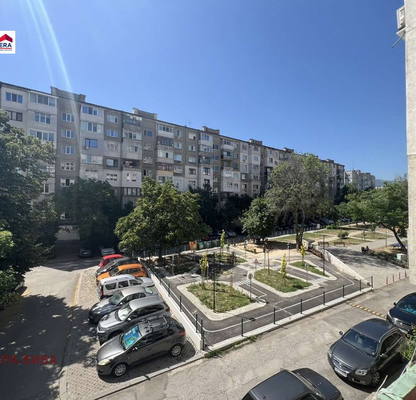 Снимка 5 — Тристаен апартамент с две тераси в Сердика, София