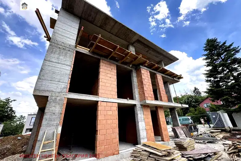 4-bedroom apartment in Sofiya, Simeonovo